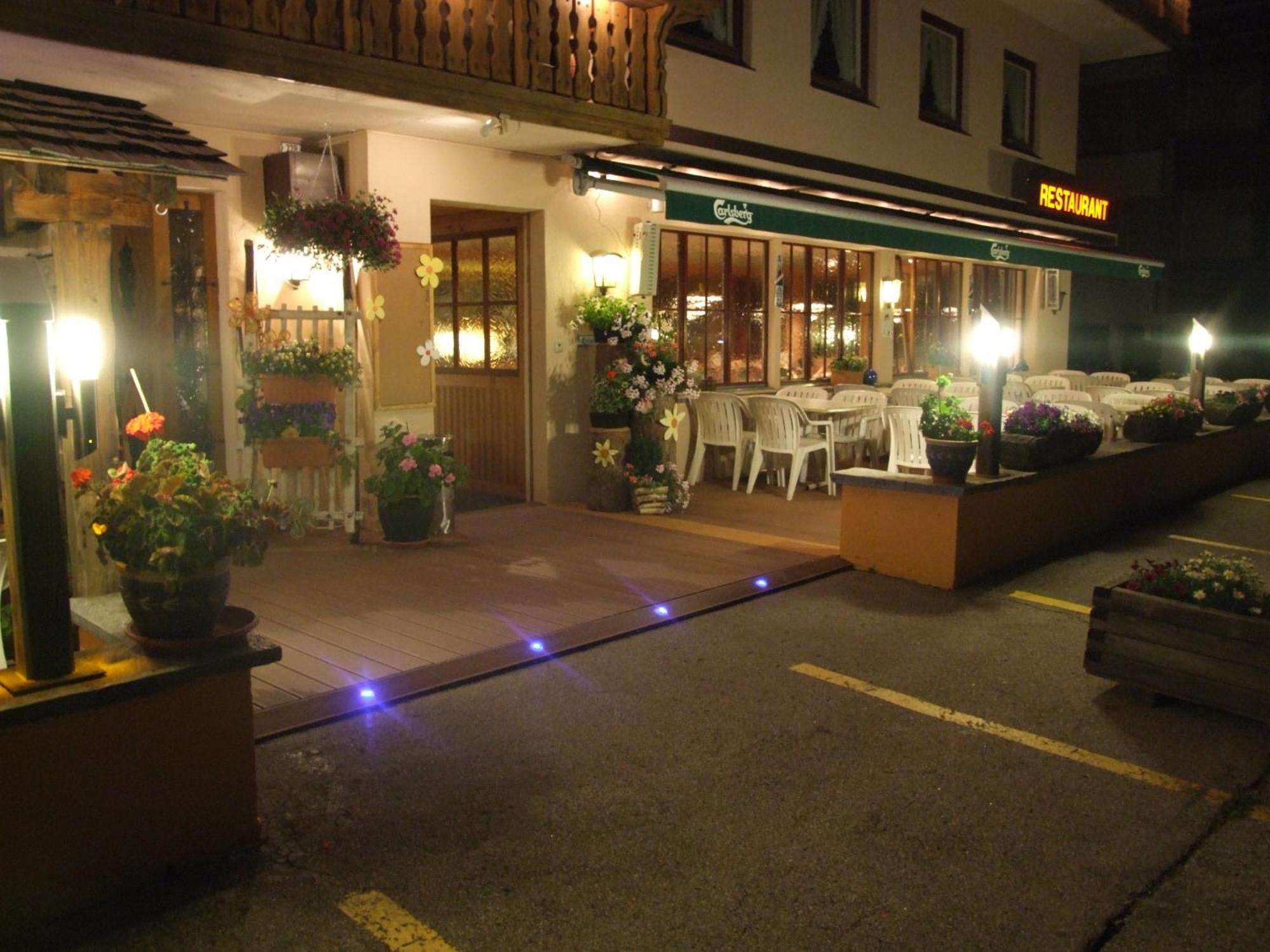 Hotel Mira Sedrun Exterior photo